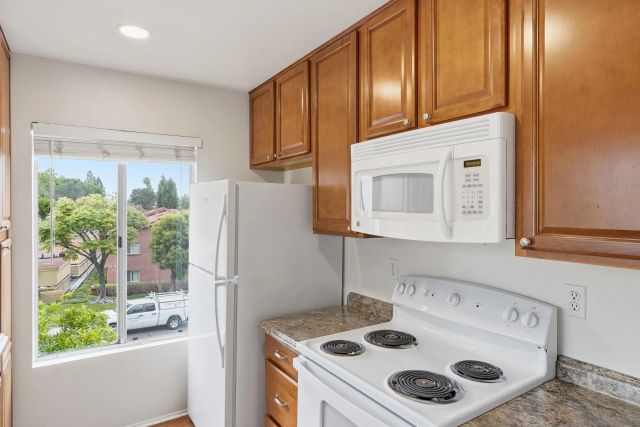 236 Diamond Way Unit 250, Vista, CA 92083