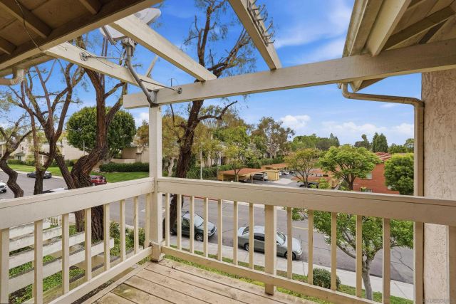 236 Diamond Way Unit 250, Vista, CA 92083