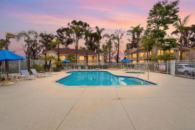 236 Diamond Way Unit 250, Vista, CA 92083