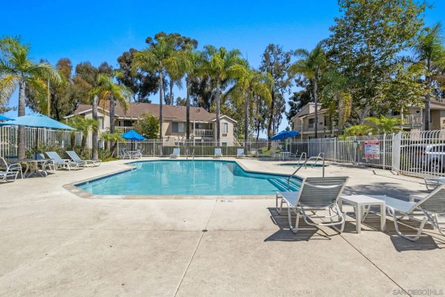 236 Diamond Way Unit 250, Vista, CA 92083