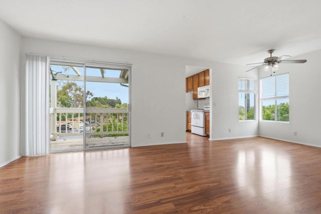 236 Diamond Way Unit 250, Vista, CA 92083