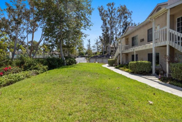 236 Diamond Way Unit 250, Vista, CA 92083