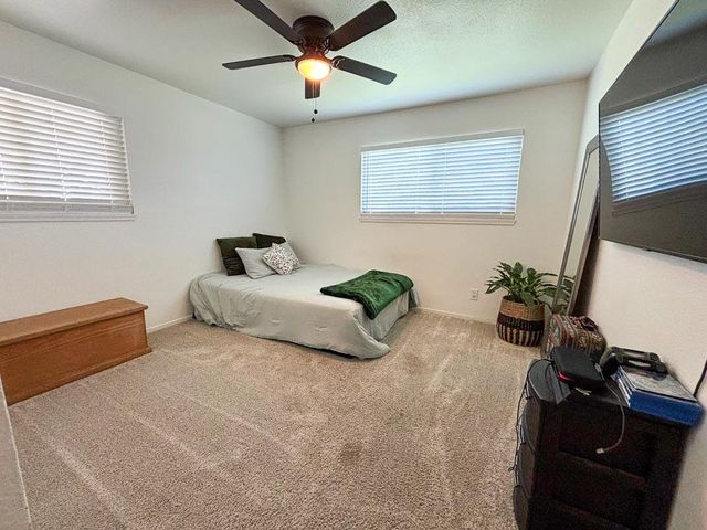 1237 De Cesari Avenue, Madera, CA 93637