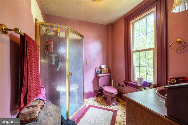 2260 ALLENTOWN RD, Quakertown, PA 18951