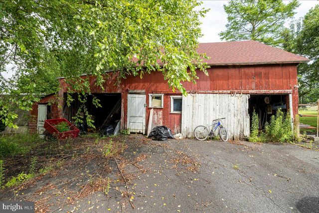 2260 ALLENTOWN RD, Quakertown, PA 18951