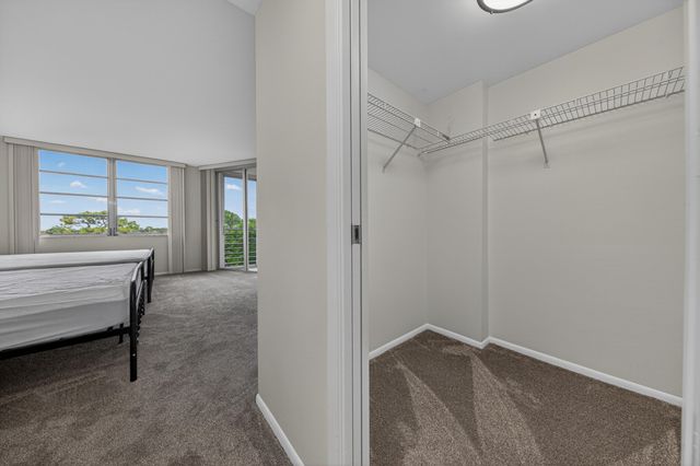 3503 Oaks Way 505, Pompano Beach, FL 33069