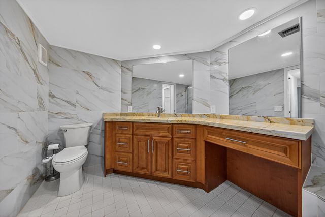 3503 Oaks Way 505, Pompano Beach, FL 33069