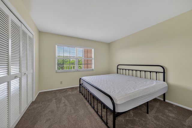 3503 Oaks Way 505, Pompano Beach, FL 33069