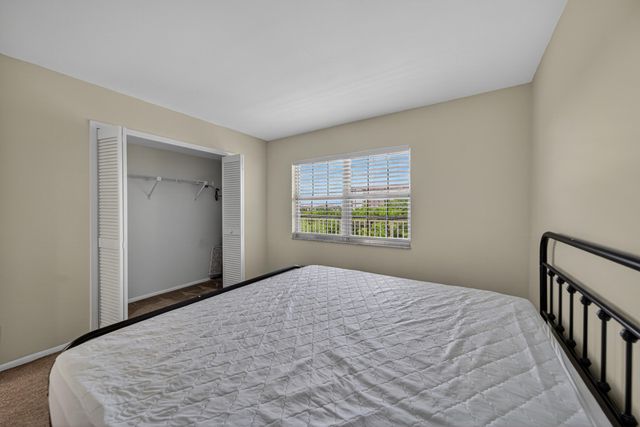 3503 Oaks Way 505, Pompano Beach, FL 33069