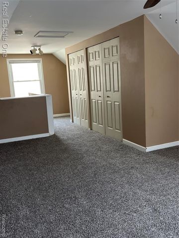 2014 Brockton Avenue, Royal Oak, MI 48067