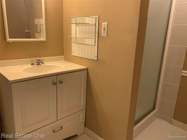 2014 Brockton Avenue, Royal Oak, MI 48067