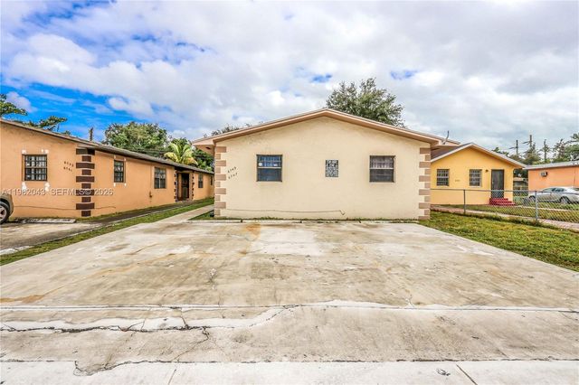 6747 NW 5th Ct 2, Miami, FL 33150