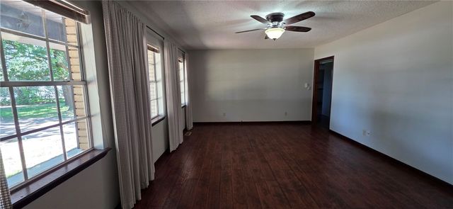 3320 E Heritage Parkway, Prairie Grove, AR 72753