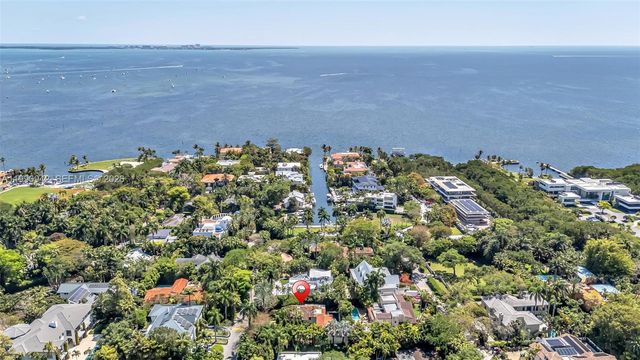 3462 N Moorings Way, Miami, FL 33133