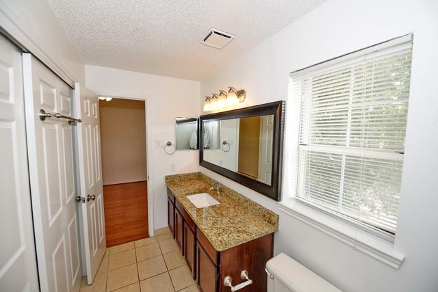 3701 Cedarplaza Lane 210, Dallas, TX 75209