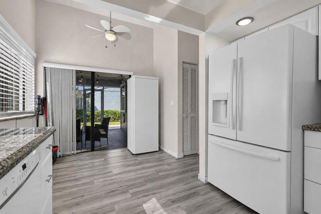 1055 NW 18th Avenue, Delray Beach, FL 33445