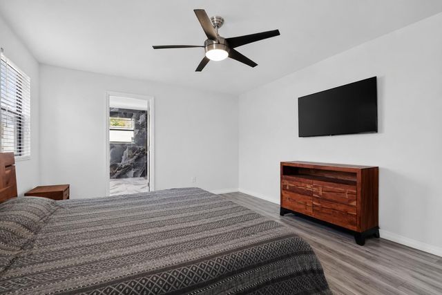 1055 NW 18th Avenue, Delray Beach, FL 33445