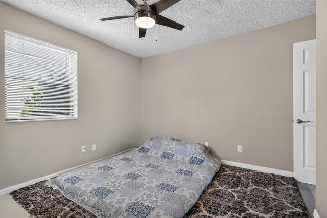 1055 NW 18th Avenue, Delray Beach, FL 33445