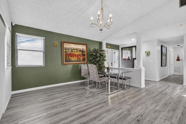 1055 NW 18th Avenue, Delray Beach, FL 33445