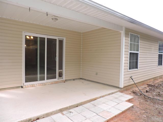 2513 Gulf Breeze Ave, Pensacola, FL 32507