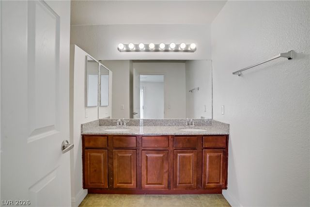 2801 North Rainbow Boulevard 273, Las Vegas, NV 89108