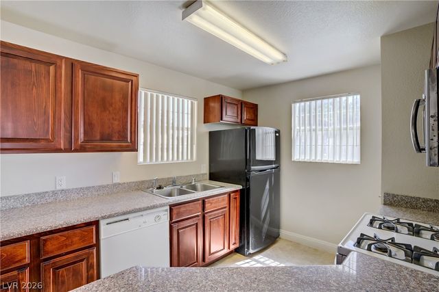 2801 North Rainbow Boulevard 273, Las Vegas, NV 89108
