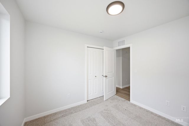 92 N Tideberry Ave, Kuna, ID 83634