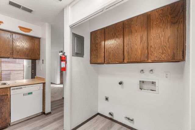 2905 PALO VERDE Drive NE, Albuquerque, NM 87112