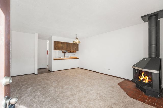 2905 PALO VERDE Drive NE, Albuquerque, NM 87112