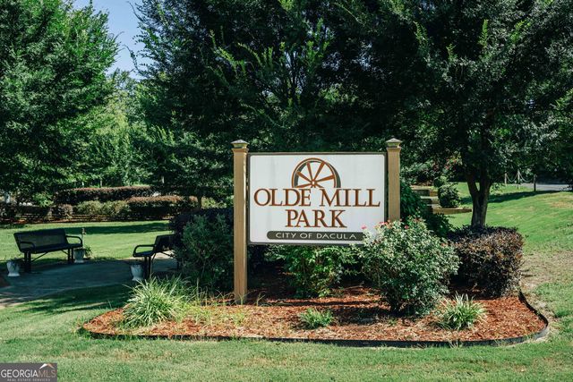 693 Secret Garden Lane, Dacula, GA 30019