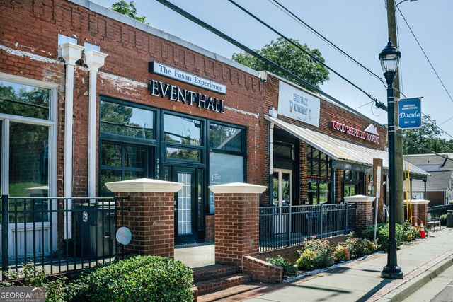 693 Secret Garden Lane, Dacula, GA 30019