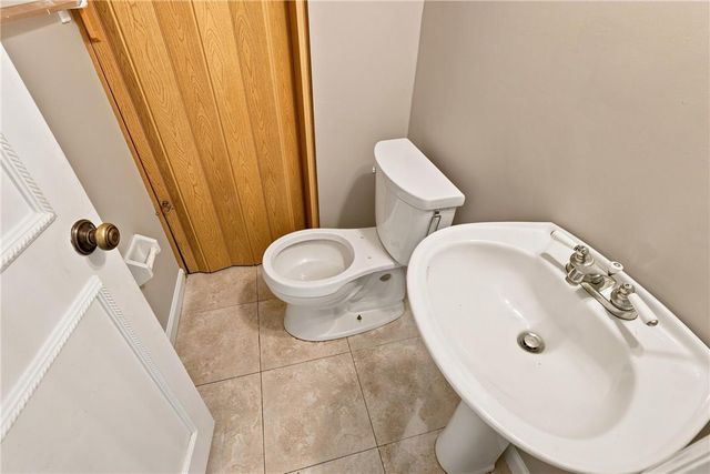 1614 Shenandoah Court, South Whitehall Twp, PA 18104