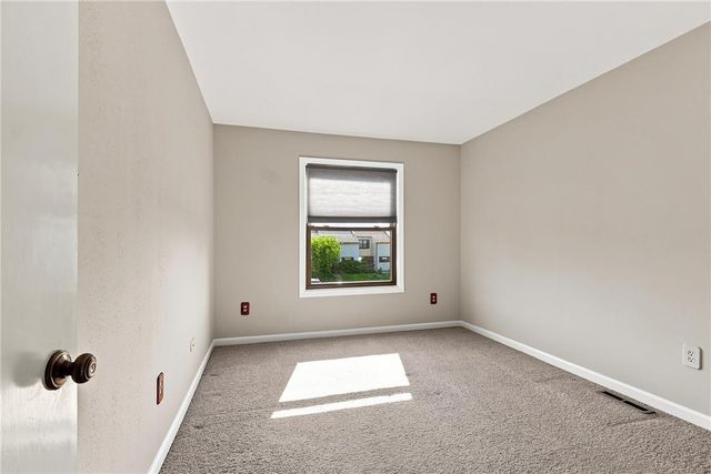 1614 Shenandoah Court, South Whitehall Twp, PA 18104