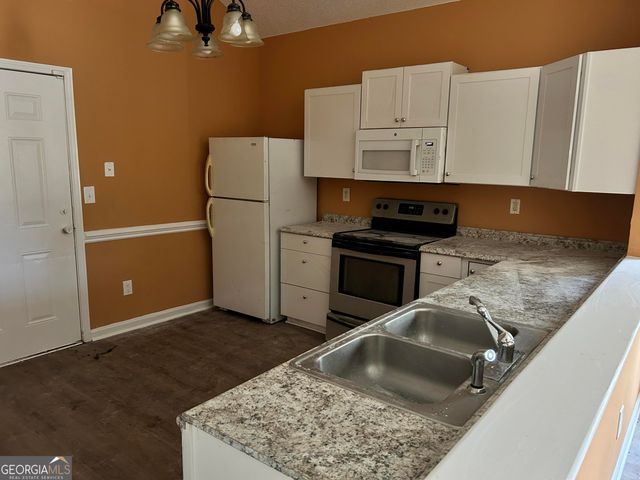 344 Orchard Way, Warner Robins, GA 31088