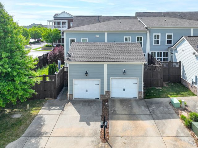 1043 Howland St, Franklin, TN 37064