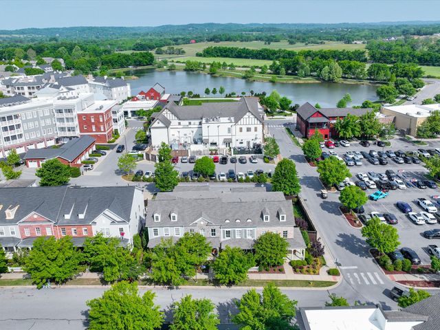 1043 Howland St, Franklin, TN 37064