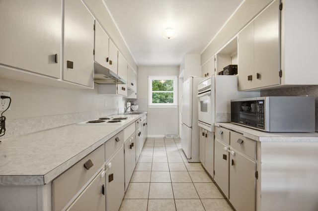 1232 15th Street N, Moorhead, MN 56560