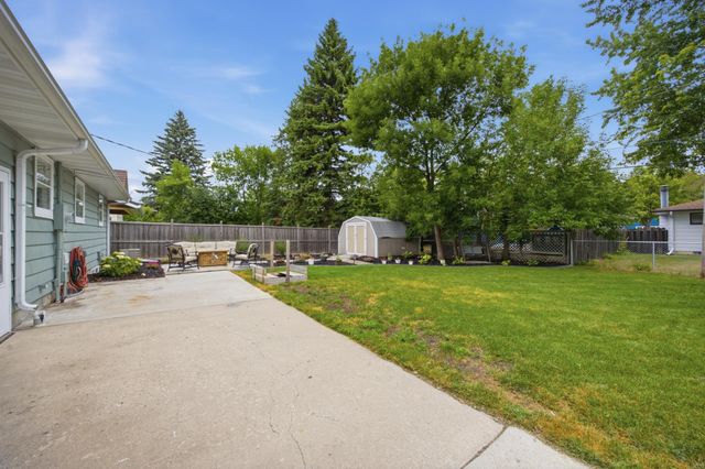 1232 15th Street N, Moorhead, MN 56560