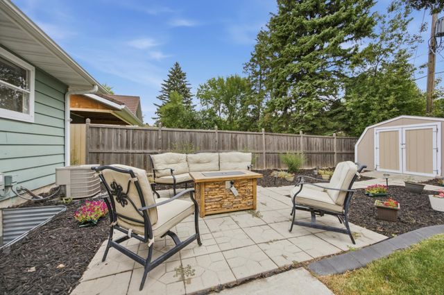 1232 15th Street N, Moorhead, MN 56560