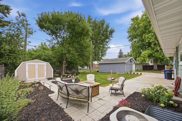 1232 15th Street N, Moorhead, MN 56560