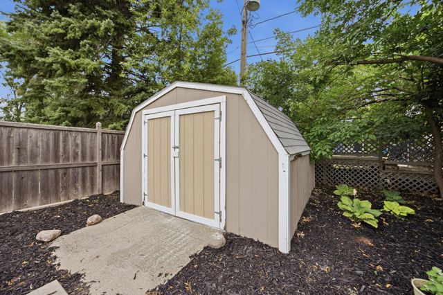 1232 15th Street N, Moorhead, MN 56560