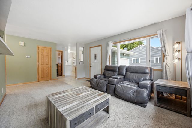 1232 15th Street N, Moorhead, MN 56560