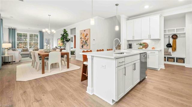 134 Briarwood Lane, Bermuda Run, NC 27009