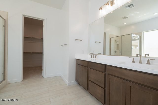 40129 N Alameda Drive, San Tan Valley, AZ 85140