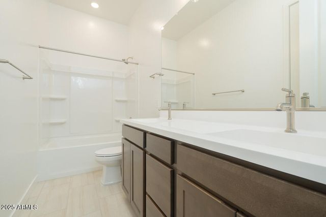 40129 N Alameda Drive, San Tan Valley, AZ 85140