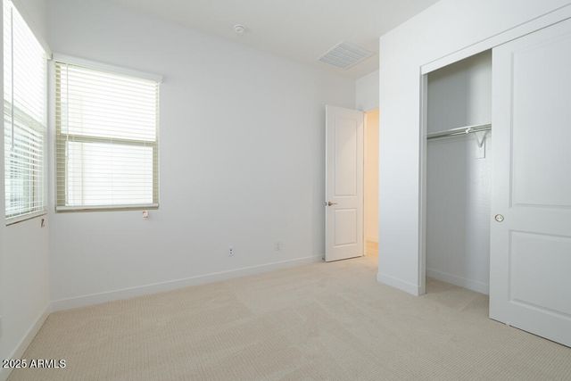 40129 N Alameda Drive, San Tan Valley, AZ 85140