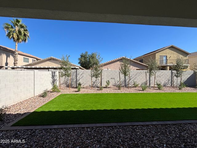 40129 N Alameda Drive, San Tan Valley, AZ 85140