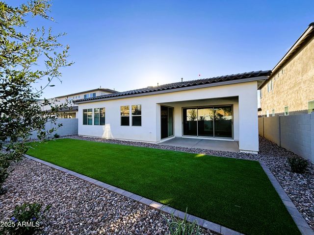 40129 N Alameda Drive, San Tan Valley, AZ 85140
