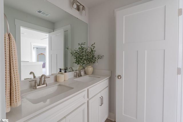 473 Fenwick Drive, Woodruff, SC 29388