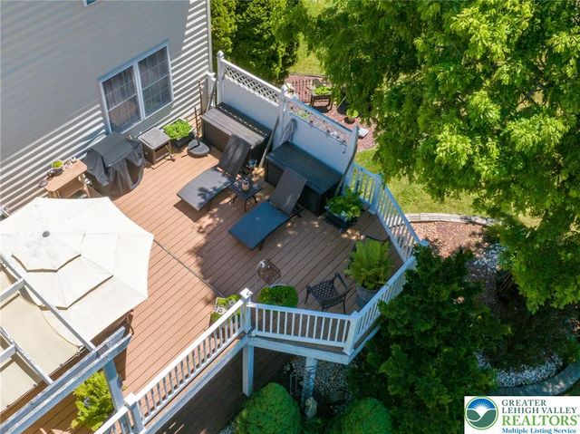 5331 Greenbriar Drive, Hanover Twp, PA 18017